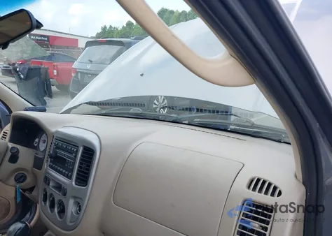 2007 Ford Escape Xlt from USA, damaged, VIN 1FMYU03Z37KC05954